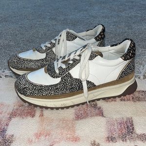 Madewell women’s sneakers